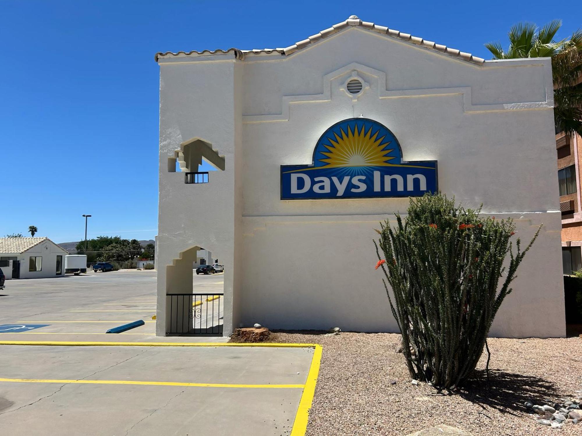 Days Inn By Wyndham Kingman West Εξωτερικό φωτογραφία